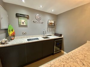 Drinks Bar- click for photo gallery